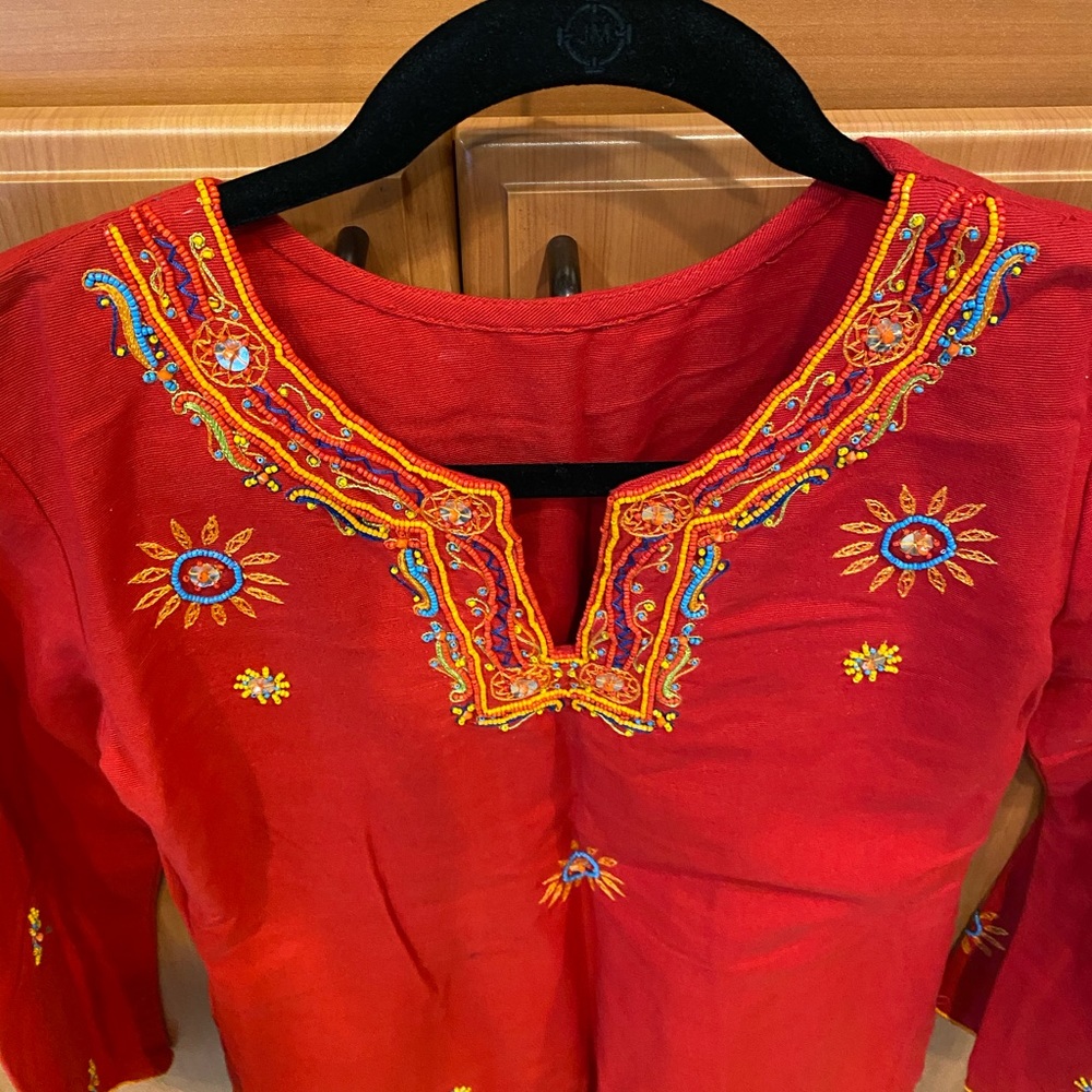 Tunic - Picture 2 of 5